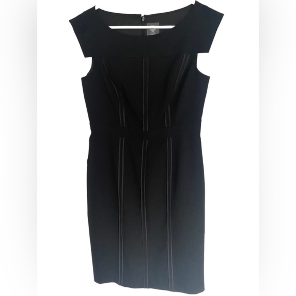 Vince Camuto Stunning Sleek Line Black Midi dress size 8